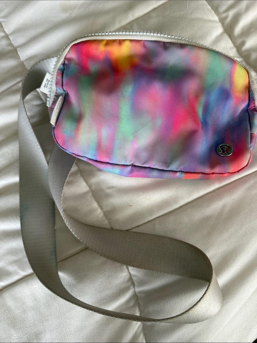 lululemon athletica Kids Rainbow Tie-Dye Belt Bag with Gray Strap